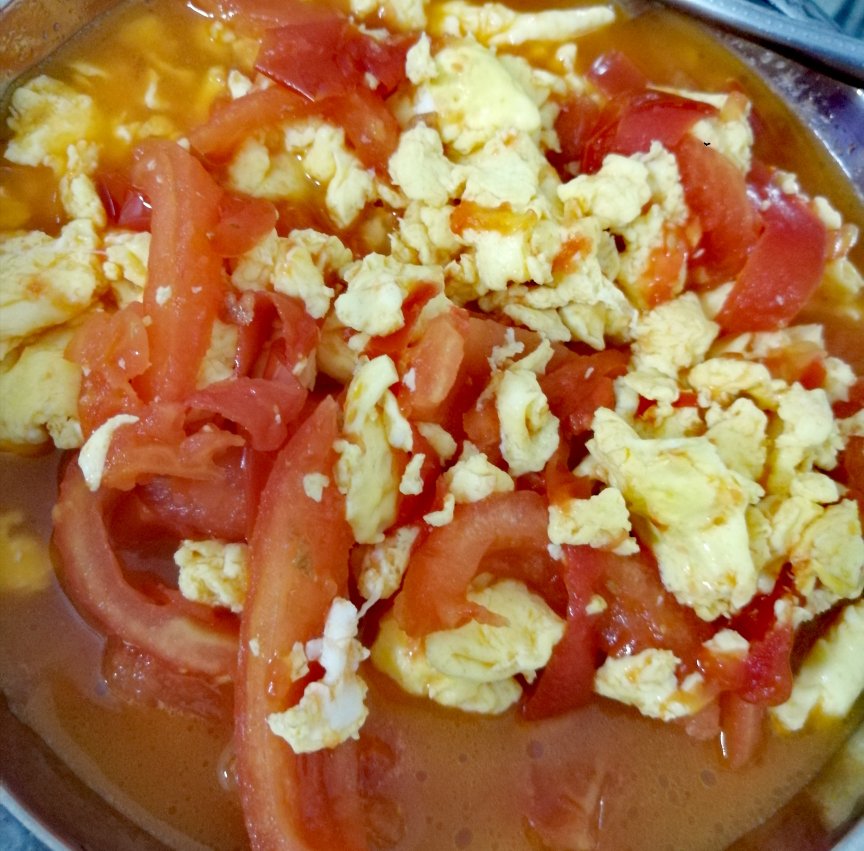 西红柿炒鸡蛋时，多加这一步，鸡蛋香嫩又入味