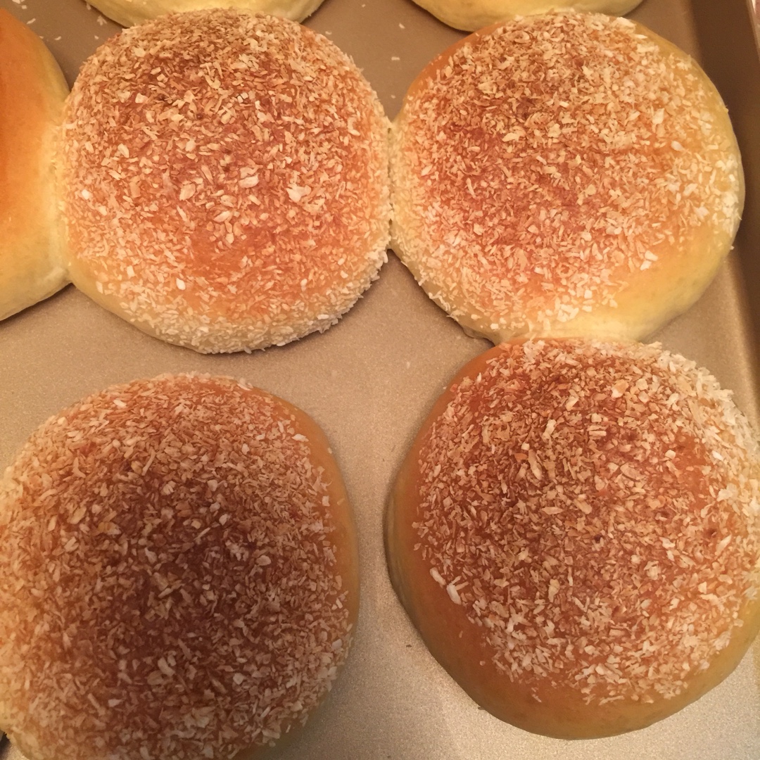 椰蓉奶酥小餐包