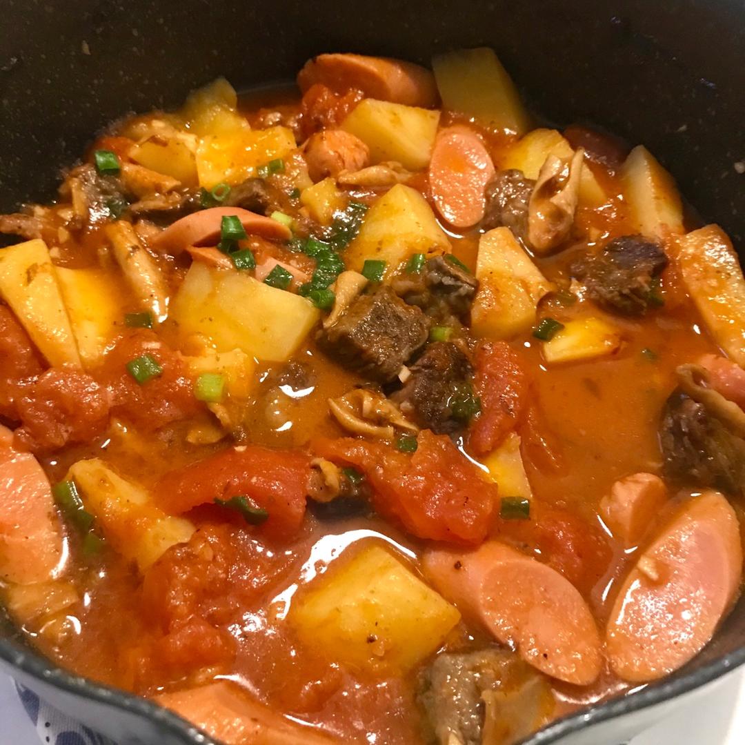 【番茄土豆炖牛腩】