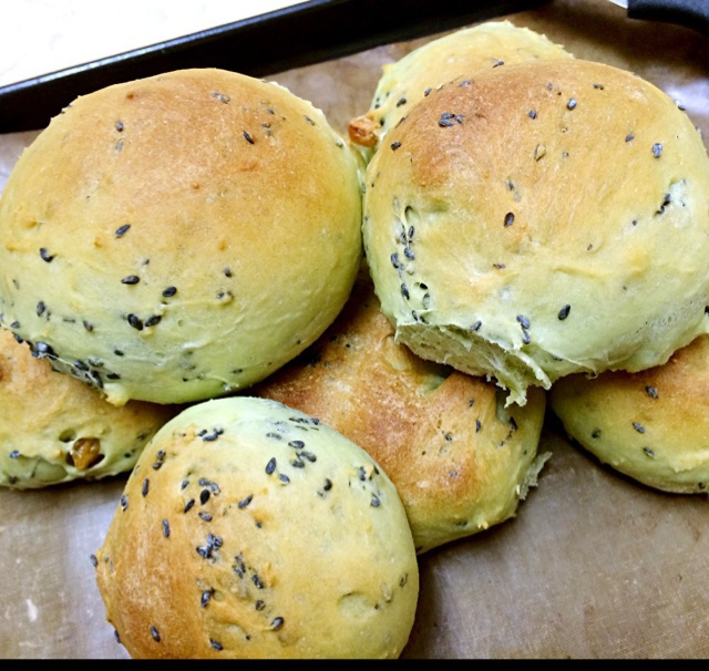 抹茶果仁面包