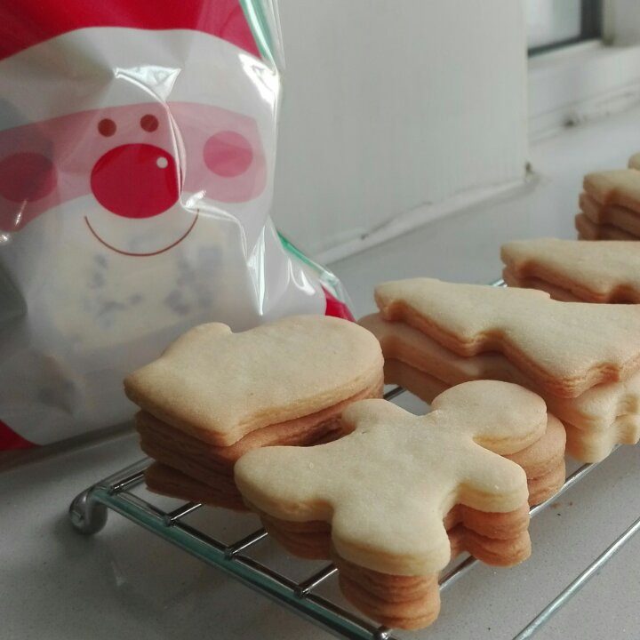 超简单！好吃又平整的糖霜饼干底的做法（附贴心小提示哦）