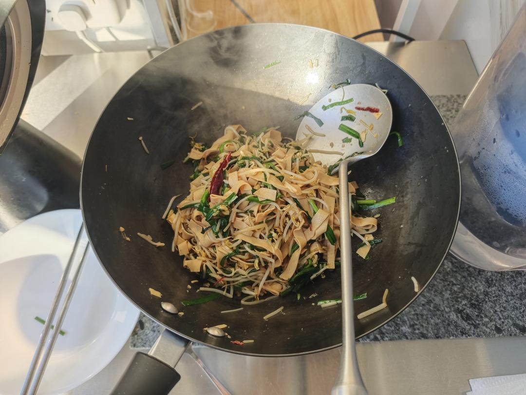 干豆腐豆芽韭菜