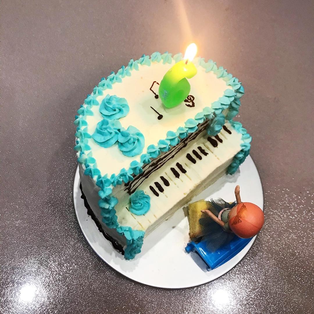 钢琴蛋糕 异形蛋糕