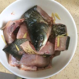 家常水煮鱼块的做法 步骤1
