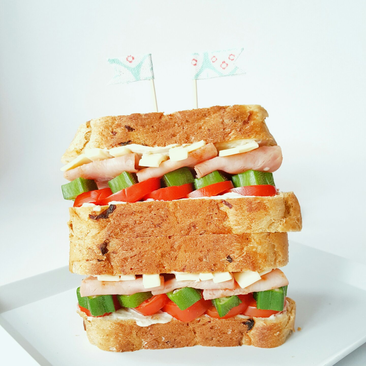 火腿芝士三明治