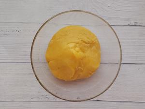 酥的掉渣❗️满屋飘香的葱油桃酥的做法 步骤6