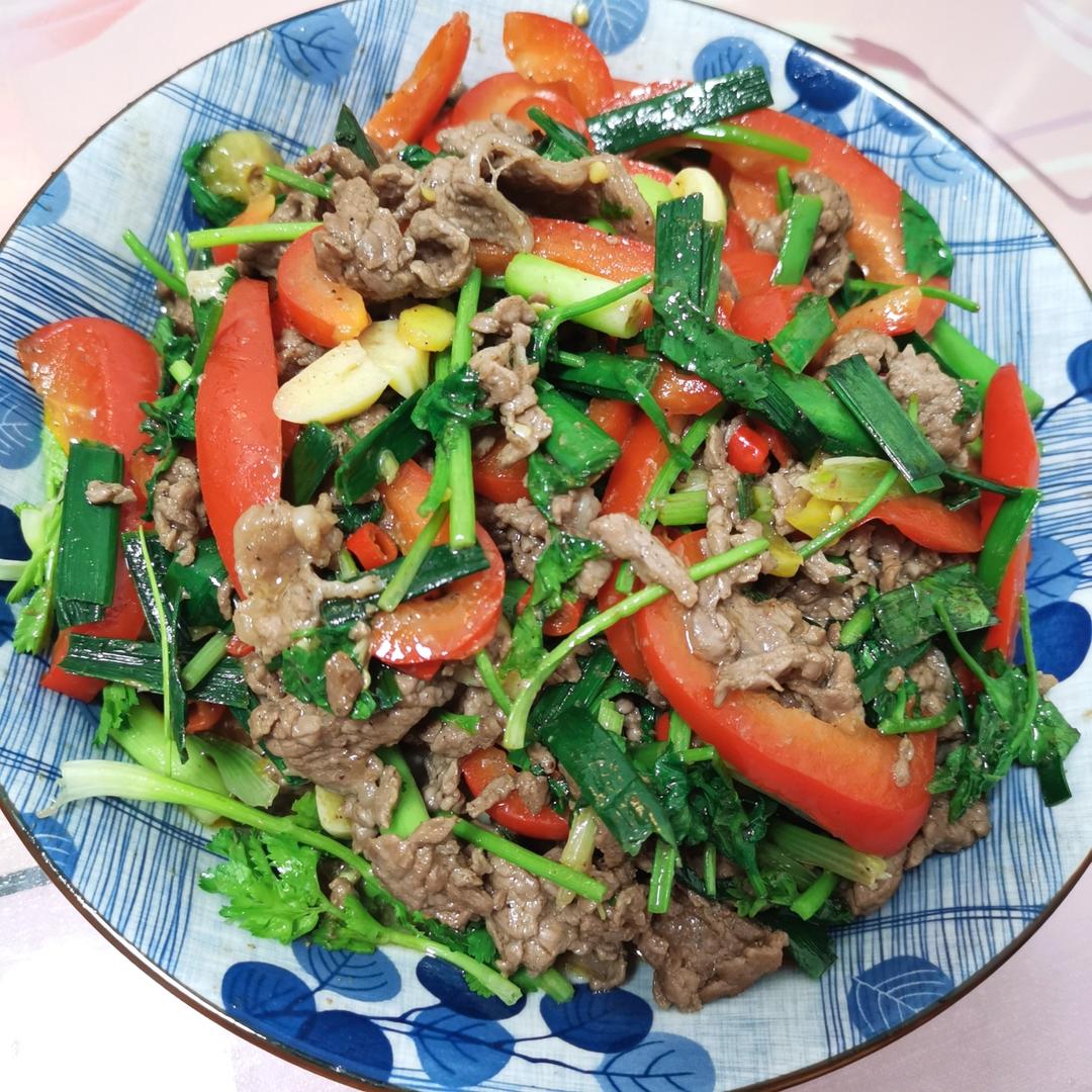 小炒黄牛肉，肉嫩味香！太好吃了简直是米饭杀手！