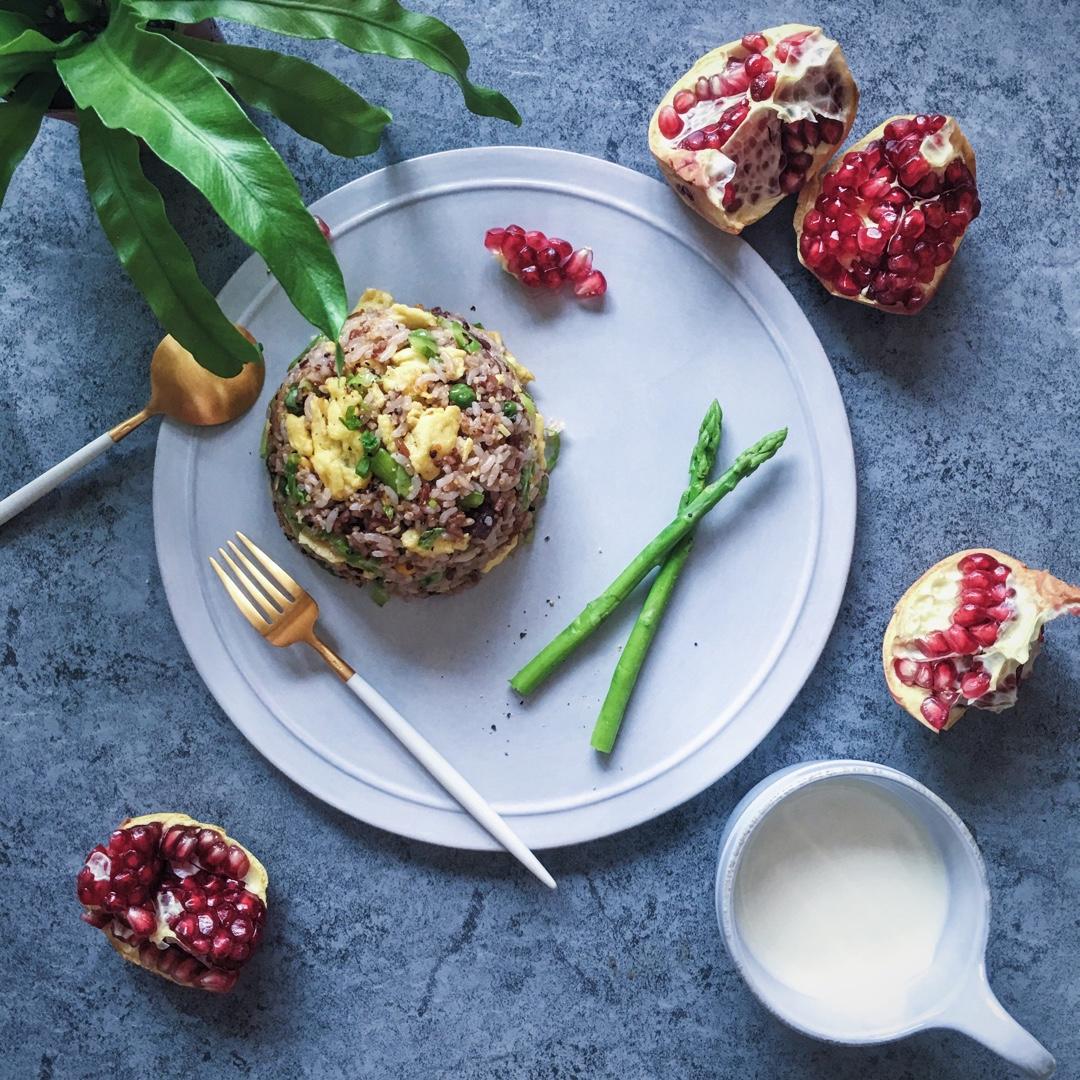 粒粒炒饭（米饭不粘粒粒分明的方法）