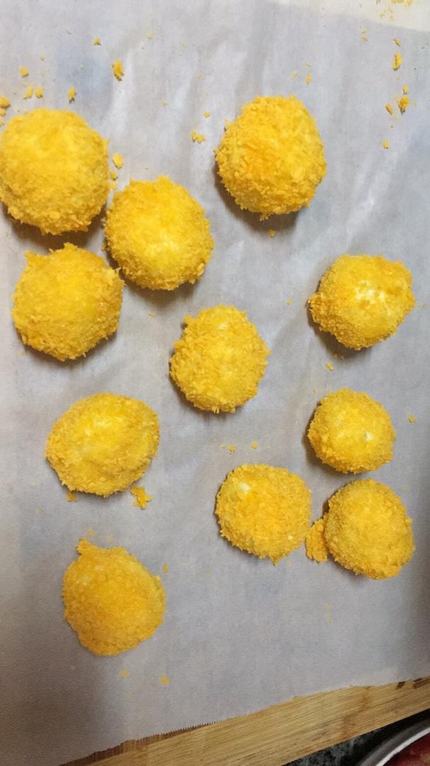 脆皮土豆芝士球