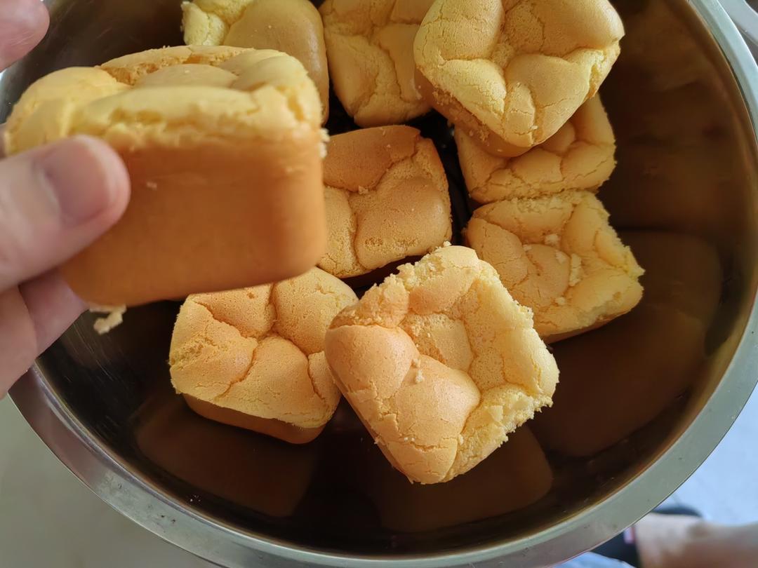 戚风小纸杯蛋糕