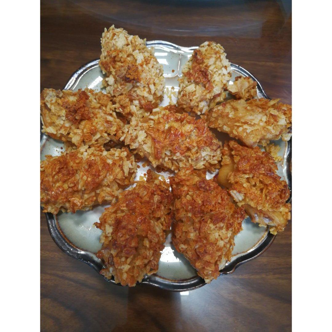 只要一包薯片就可以做出来的鸡翅，香酥无比，再也不去外面买了