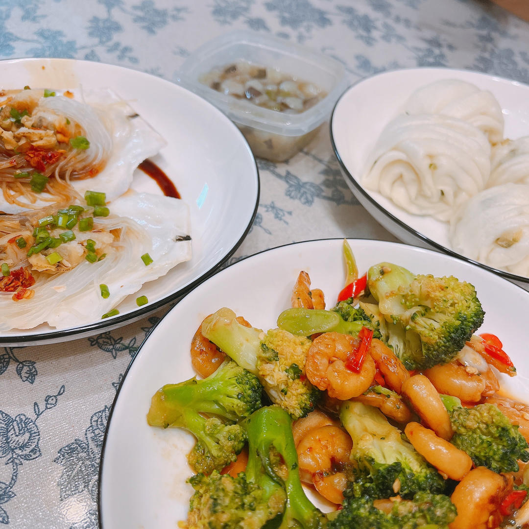 低脂低卡减脂餐～黑椒虾仁西兰花