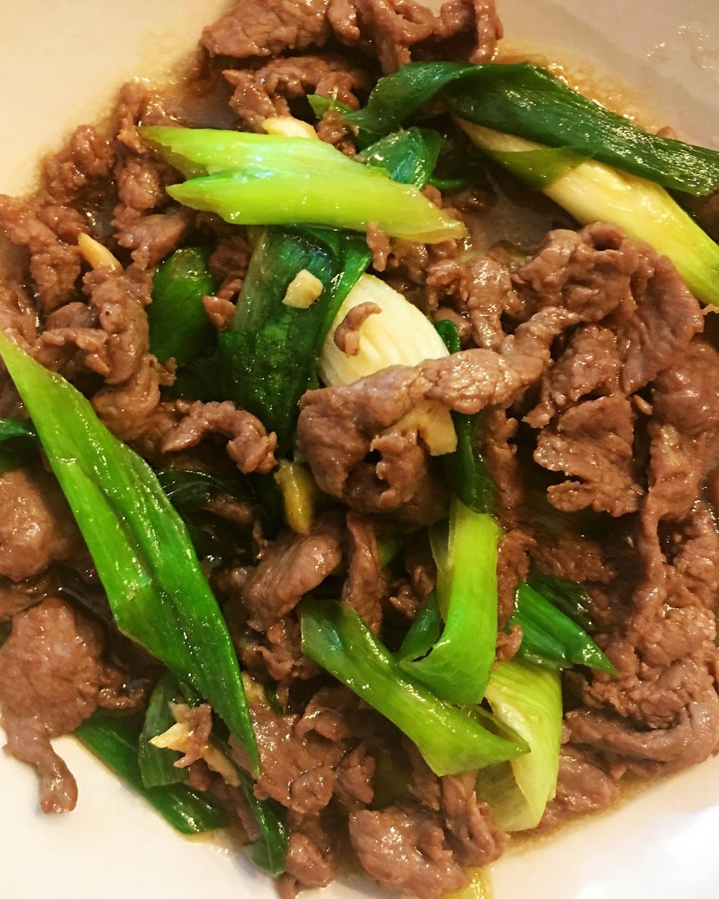 葱爆羊(牛)肉