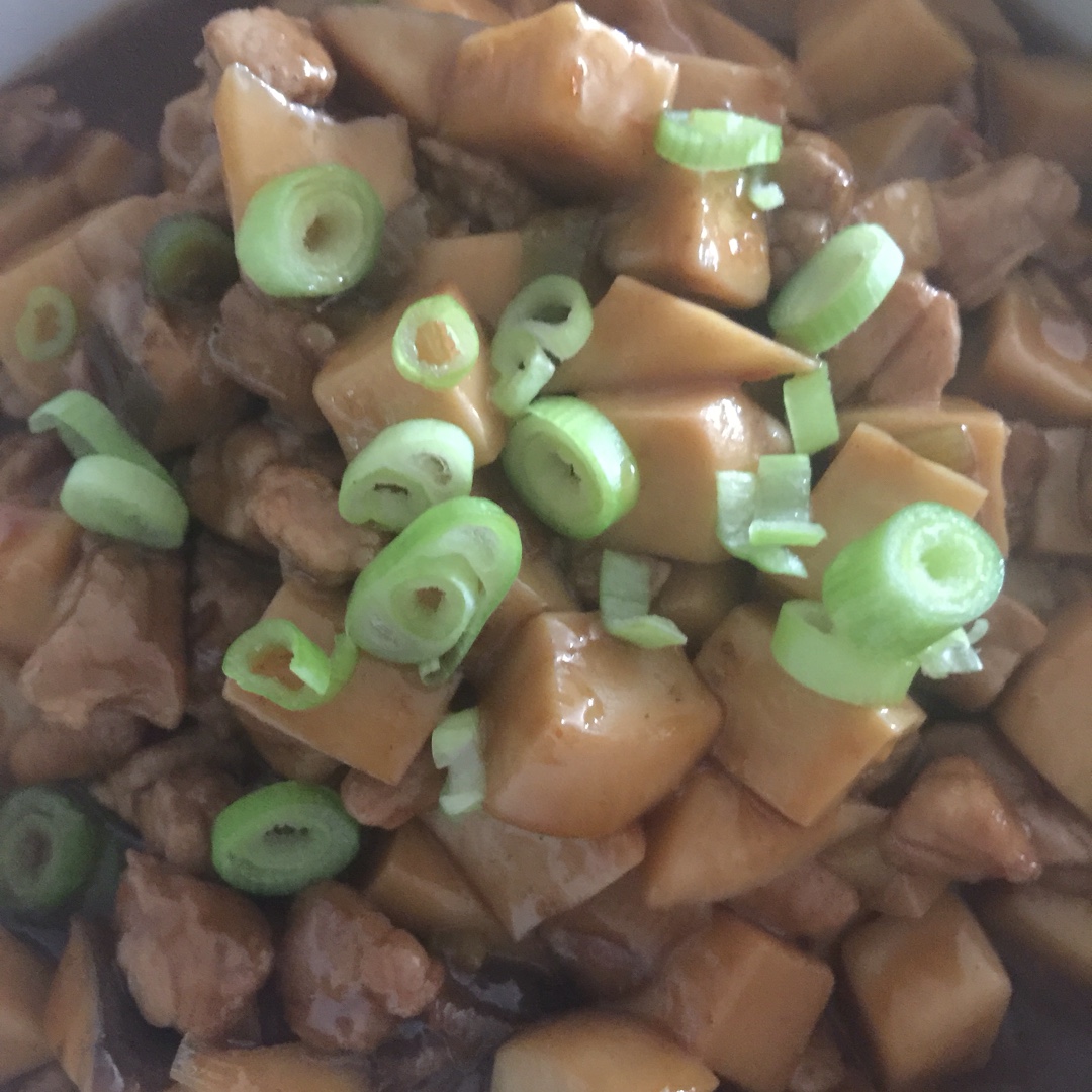 零难度的香菇肉丁打卤面