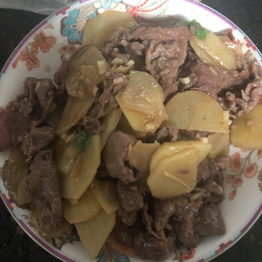土豆炒牛肉