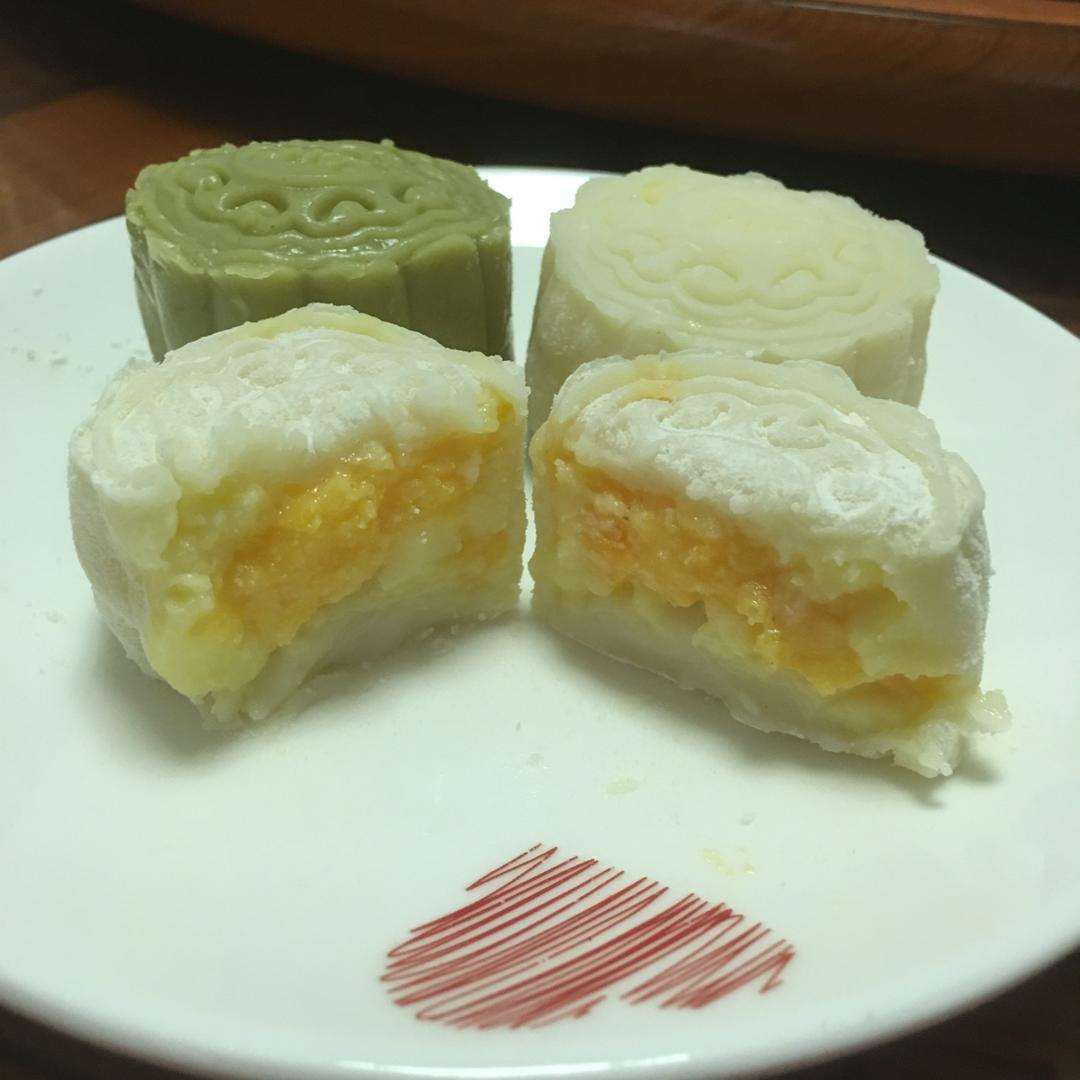流心奶黄冰皮月饼（内有视频链接）