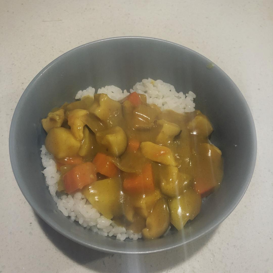 咖喱鸡肉饭