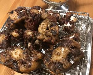 20小时低温慢煮烤脱骨牛尾 20-Hour Sous Vide Fall-off-the-Bone Oxtail的做法 步骤15