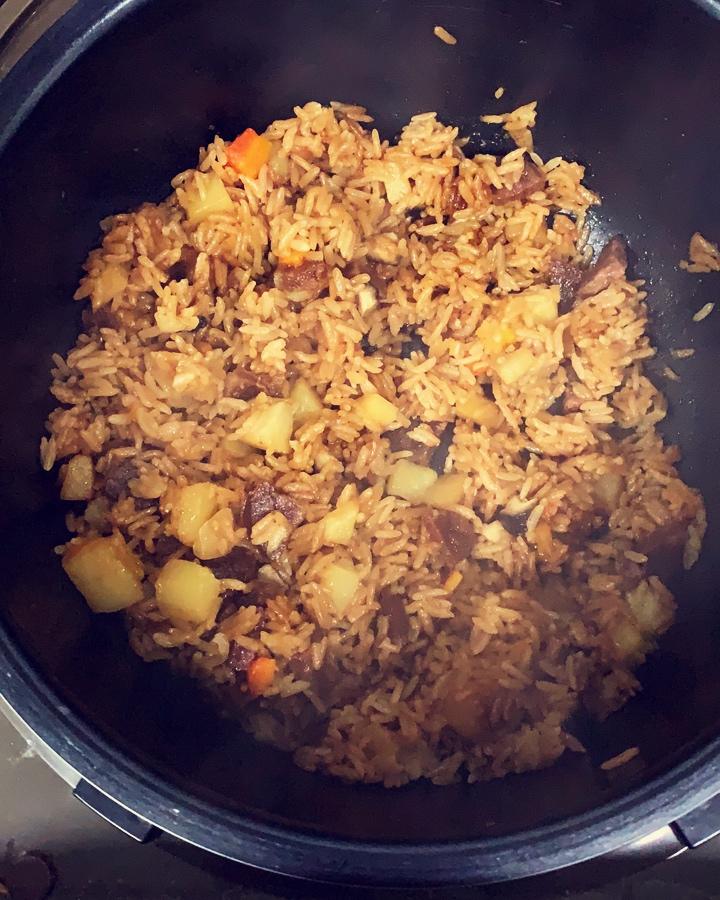 手机用户3739_s3aq做的土豆焖饭(电饭锅版)