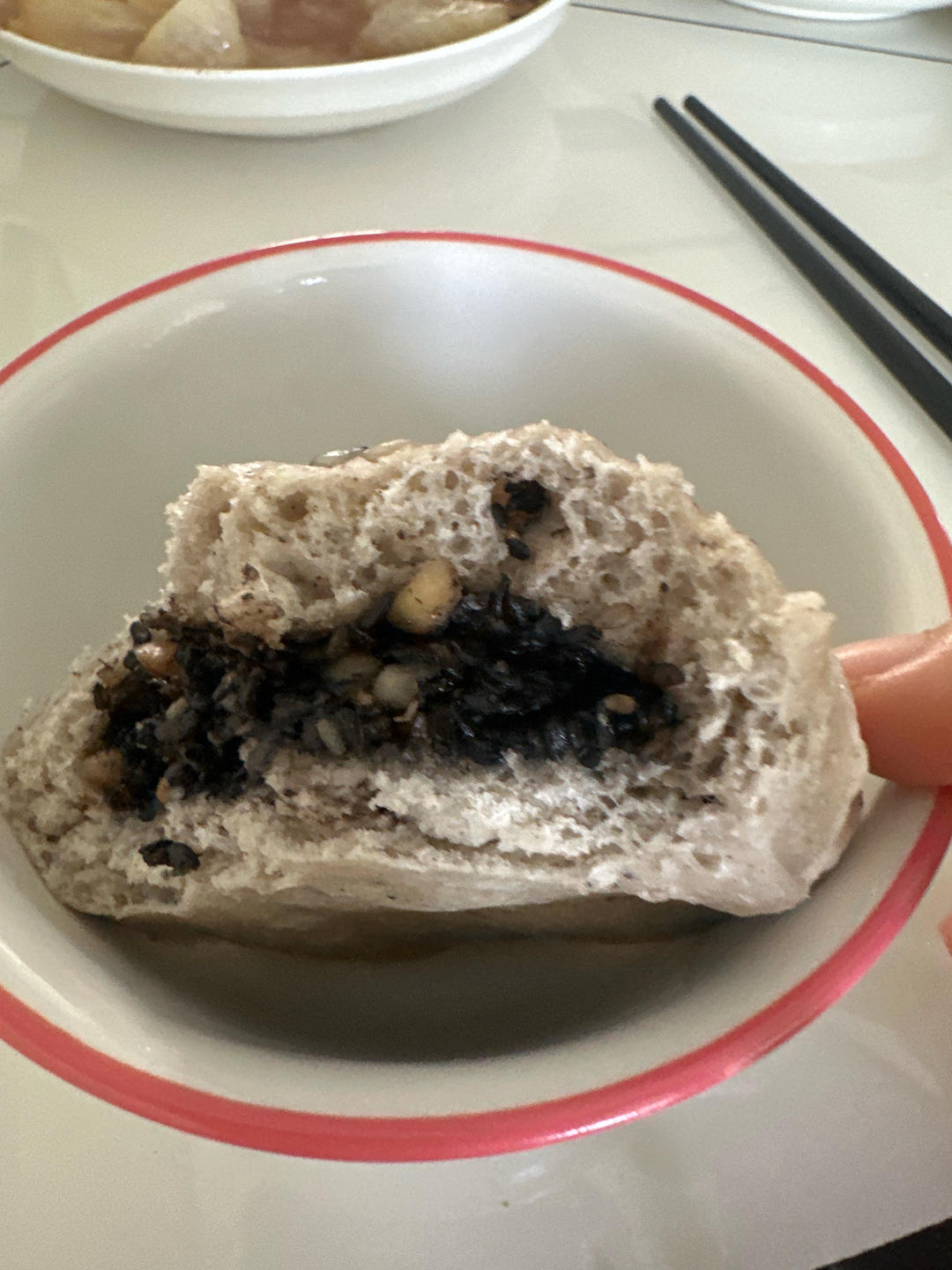 流心花生芝麻包