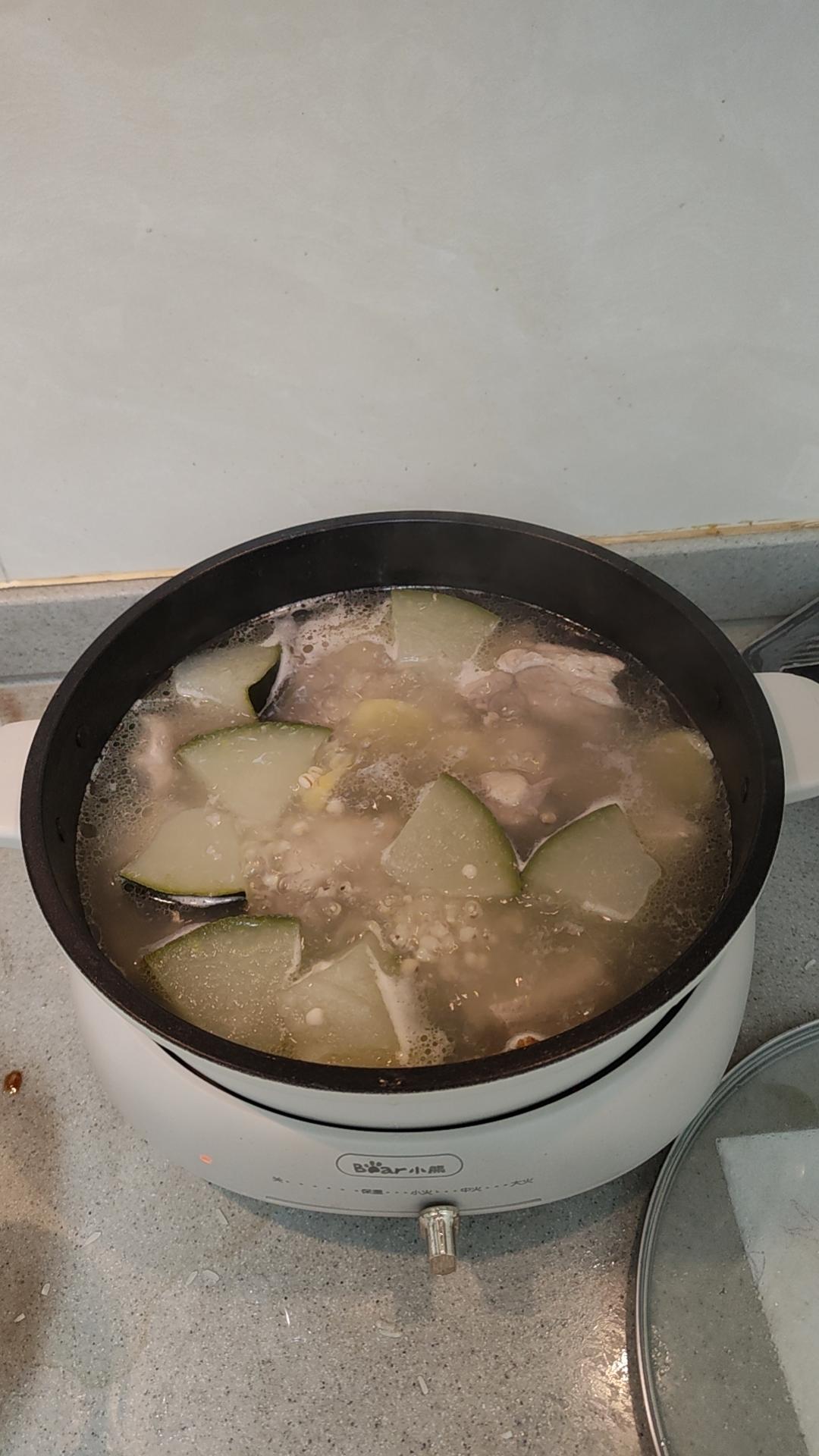 广式冬瓜薏米排骨汤