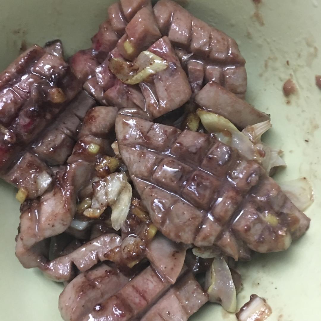 姜葱爆炒猪腰子（内含清洗猪腰的方法）