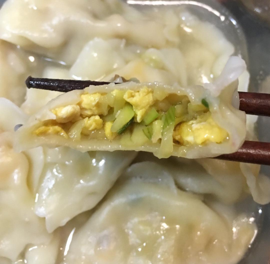 西葫芦鸡蛋馅儿饺子(内有柳叶饺子手法视频)
