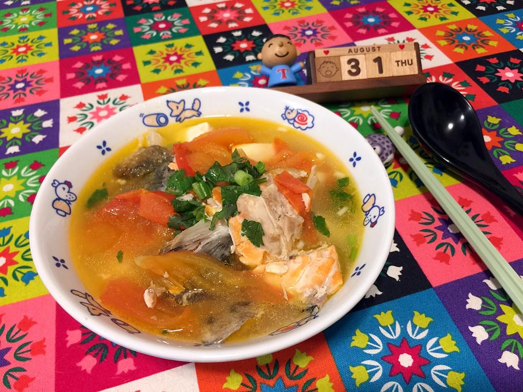 三文鱼头豆腐汤