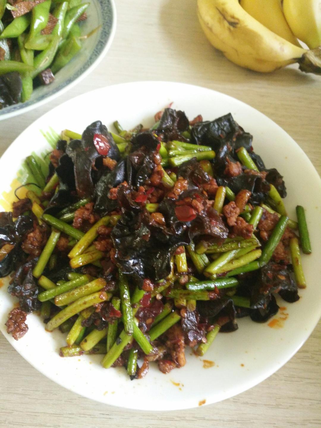 下饭菜～蒜苔肉末