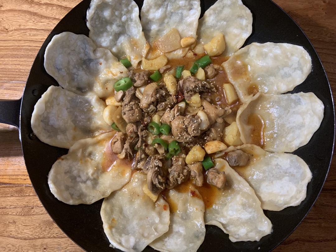 地锅鸡+自制红油【曼食慢语】