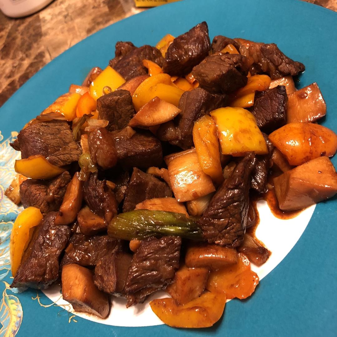 黑椒杏鲍菇牛肉粒