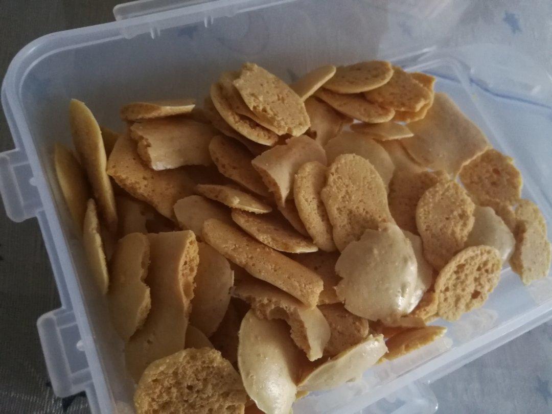 入口即化的无添加蛋黄溶豆