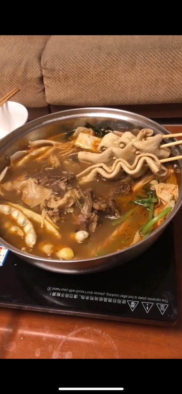 堂妈教你做红汤羊蝎子火锅