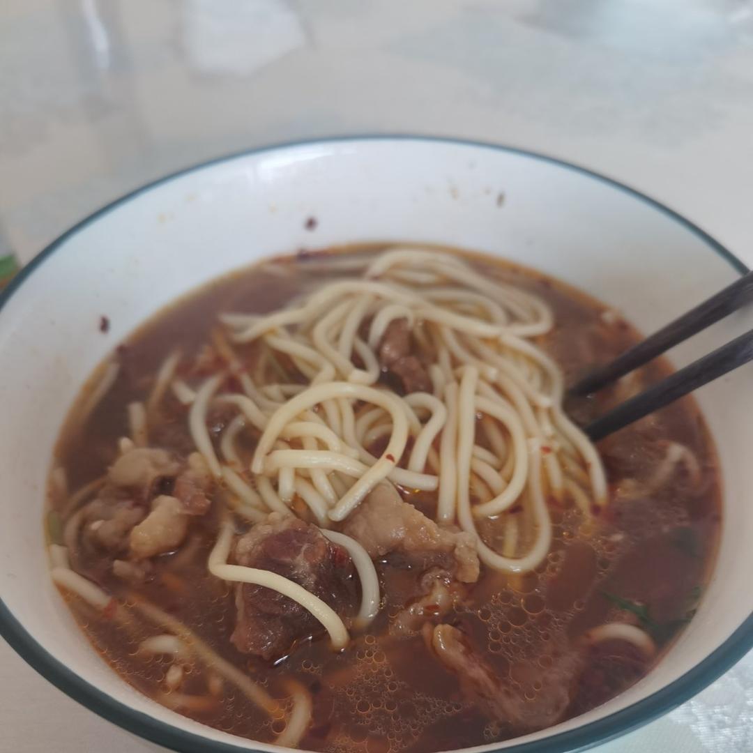 红烧牛肉面