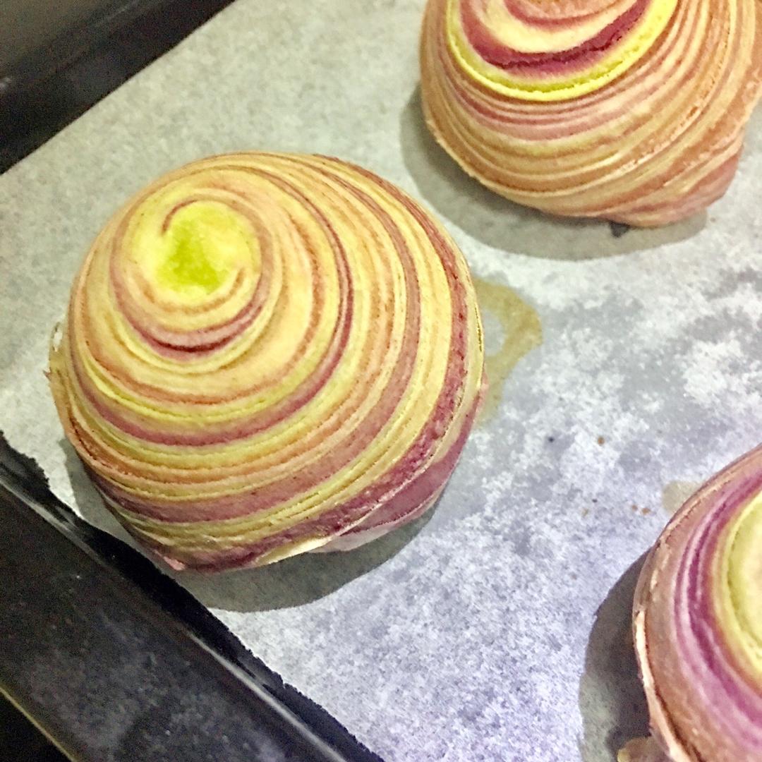 彩虹渐变蛋黄酥（无需揉出膜）