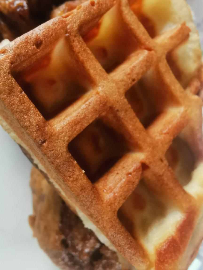 酸奶糯米华夫饼