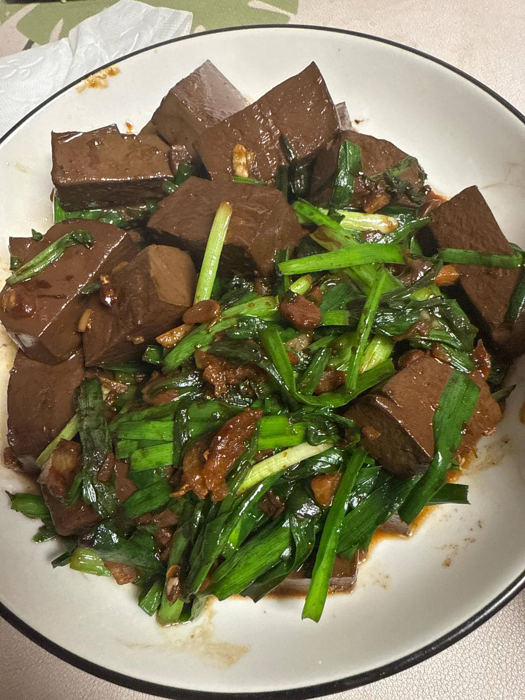 厨师长教你：“韭菜烧鸭血”的正宗做法，非常下饭