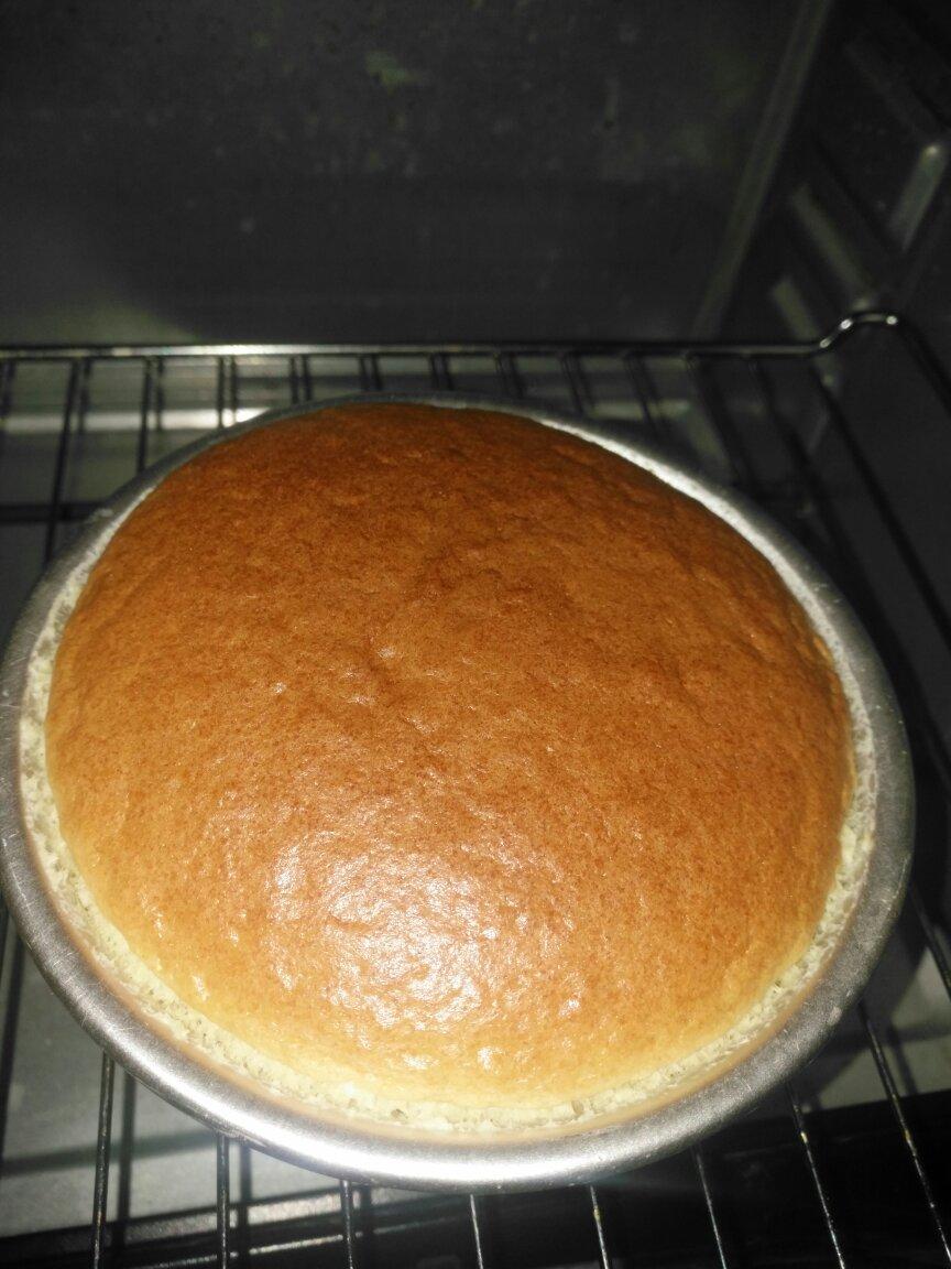 消耗淡奶油之作_淡奶油蛋糕