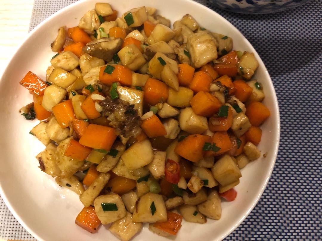 彩椒杏鲍菇炒鸡胸肉