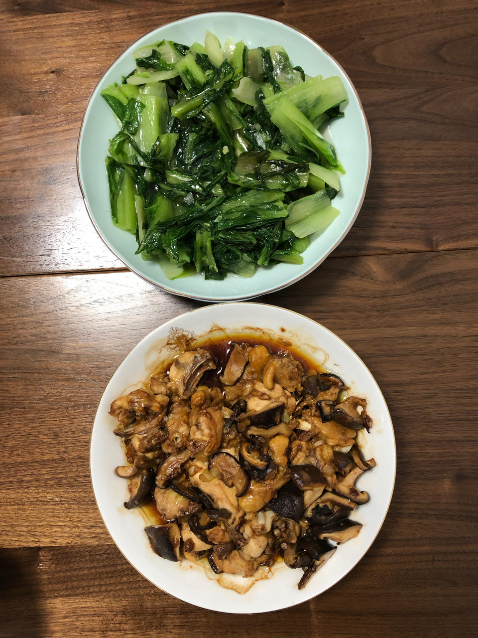 厨师长教你：“香菇蒸滑鸡”的家常做法，鲜香嫩滑，营养美味