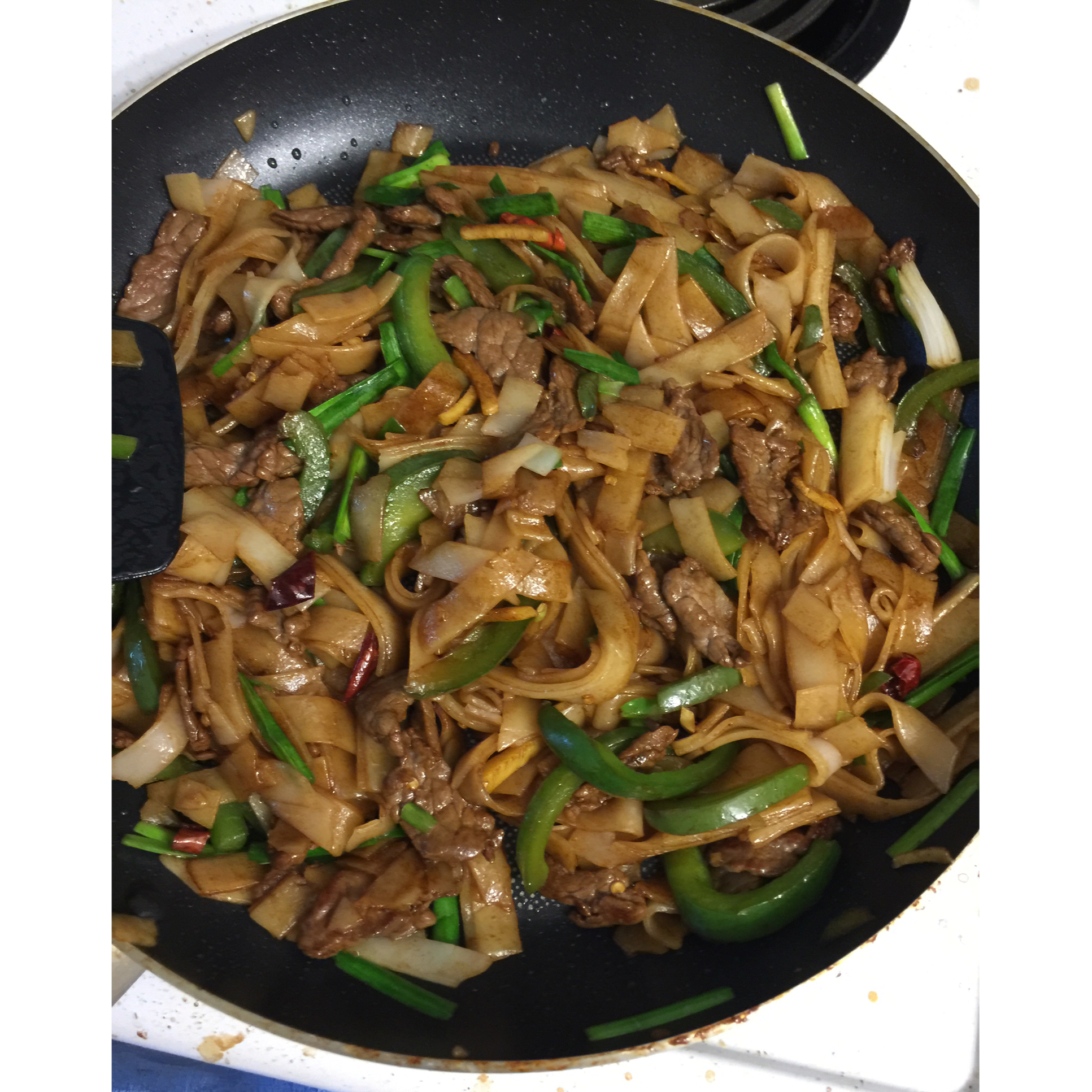 牛肉炒河粉