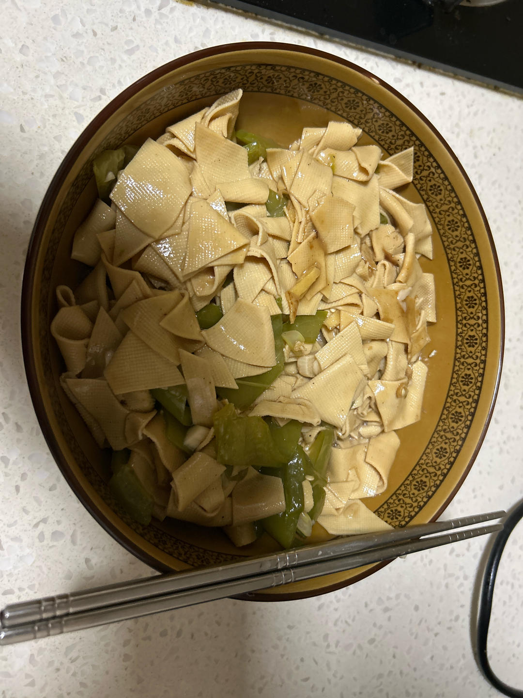 尖椒干豆腐不要直接炒，大厨教你技巧，鲜香滑嫩味道好，太香了