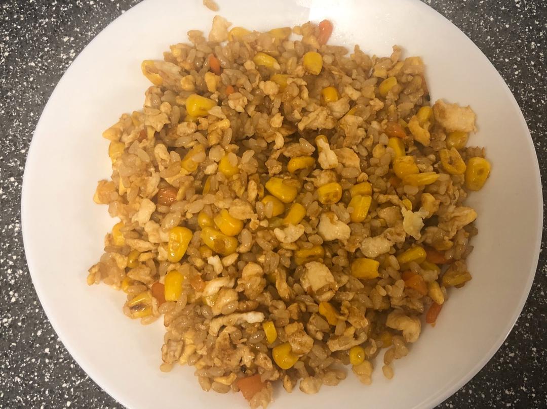 厨师长教你“蛋炒饭”如何做才好吃，答案都在这里面！