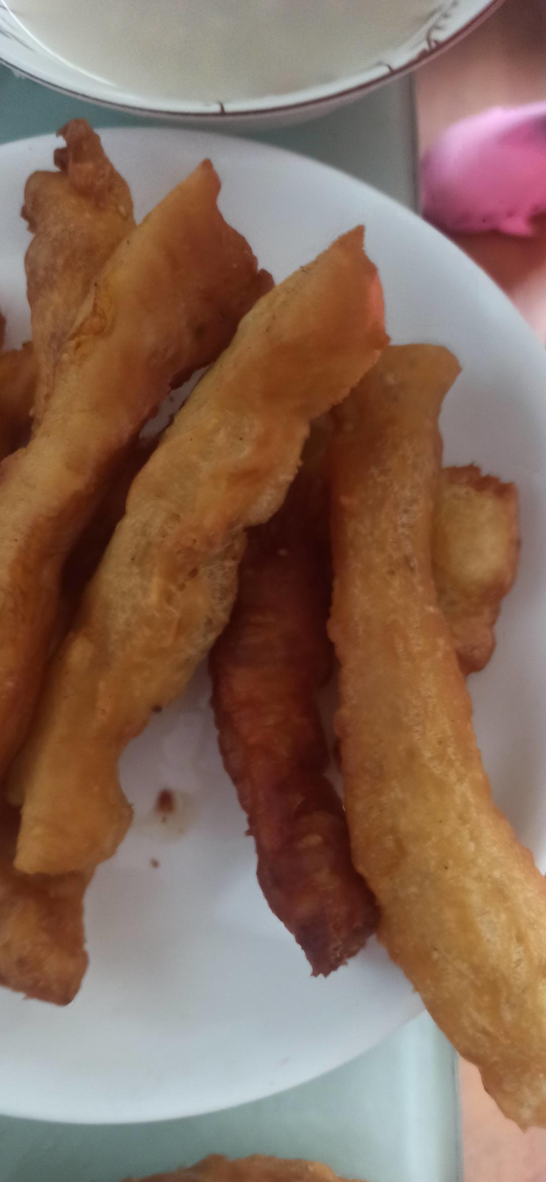 家庭版空心大油条 媲美早餐店 香酥可口各个空心 附细节视频详解