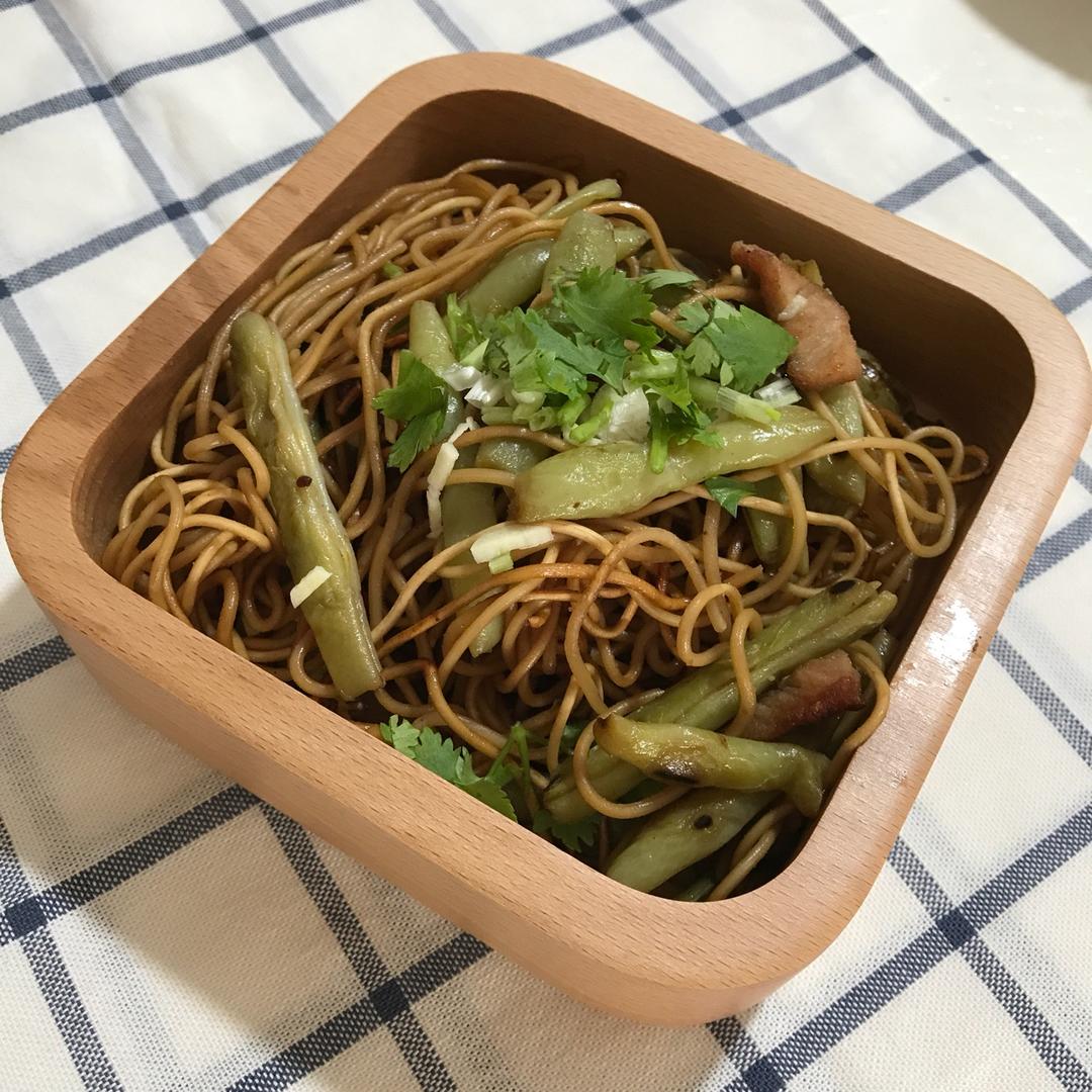 豆角焖面