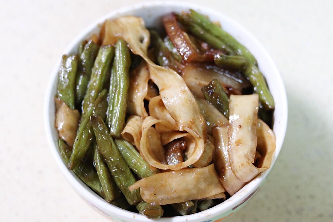 豆角焖面