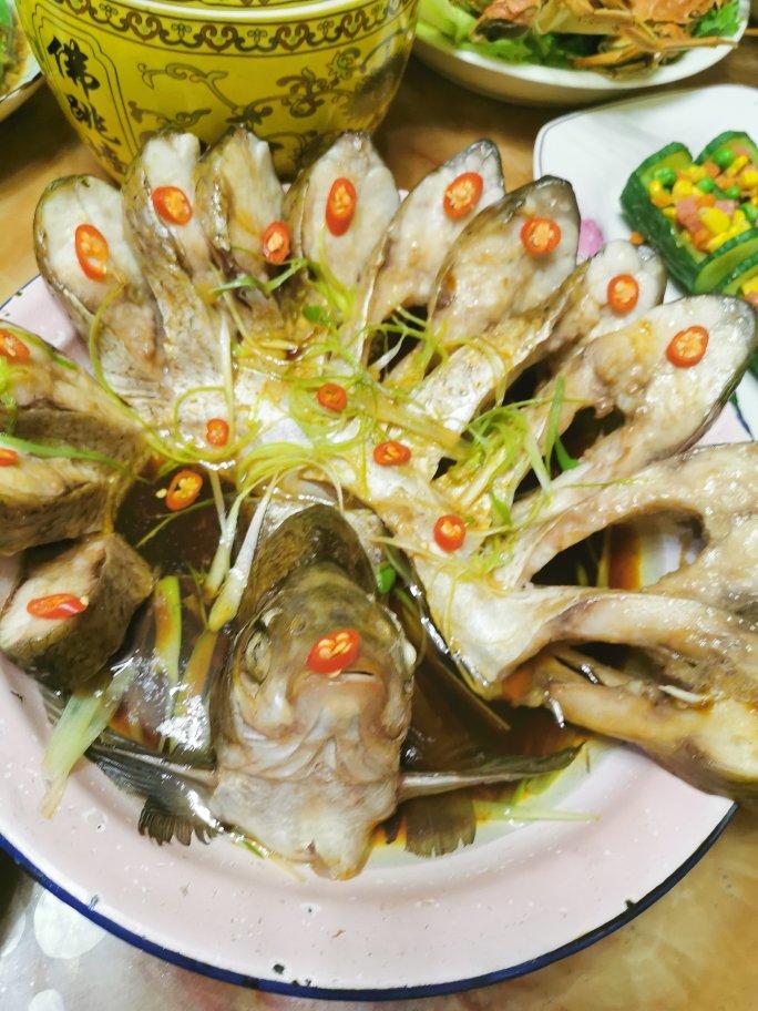 孔雀开屏清蒸鱼