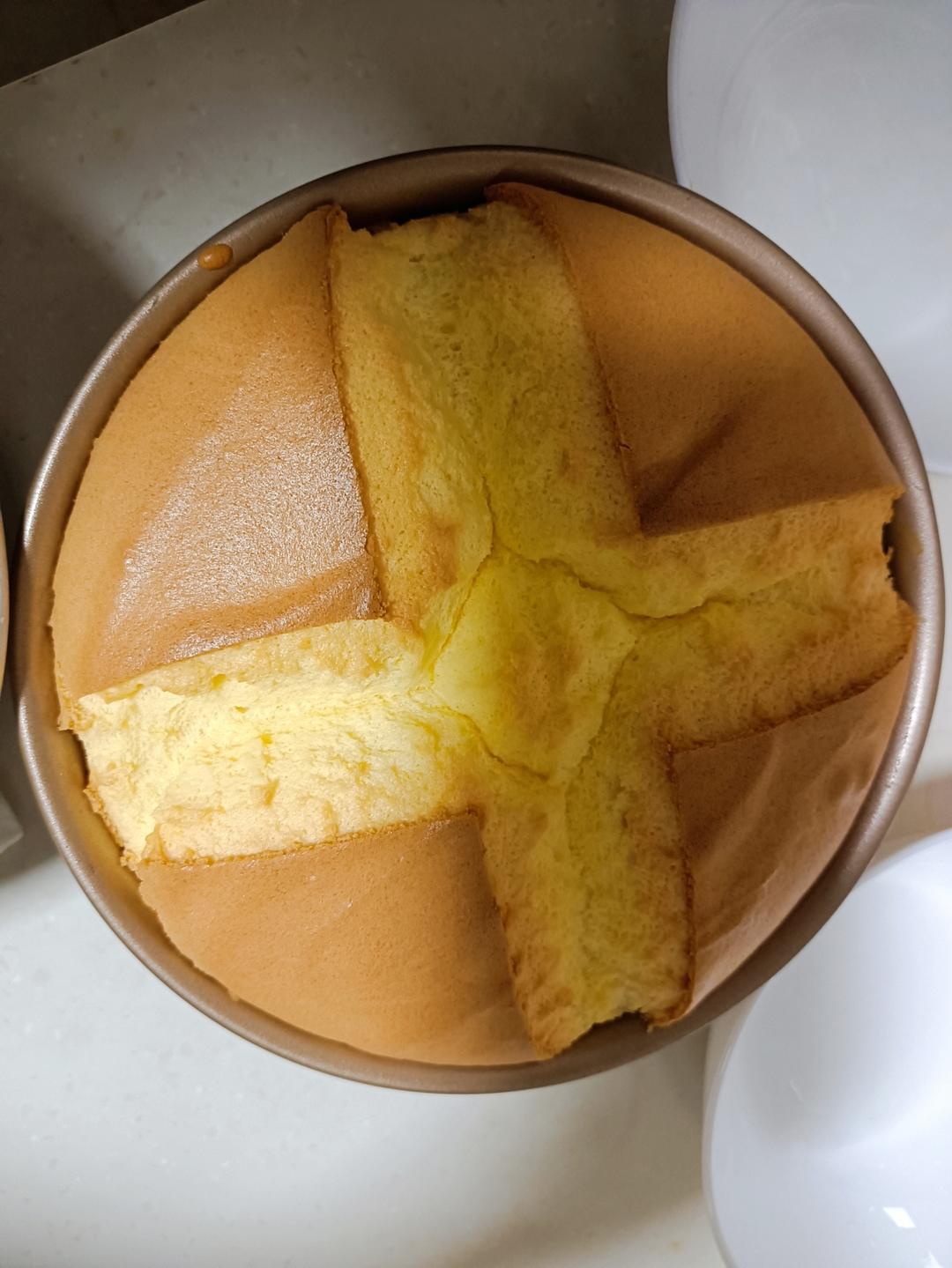 像云朵一样柔软的牛奶软蛋糕