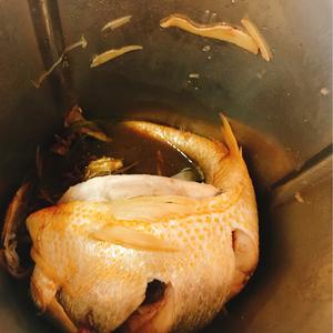 干烧免煎黄花鱼的做法 步骤4