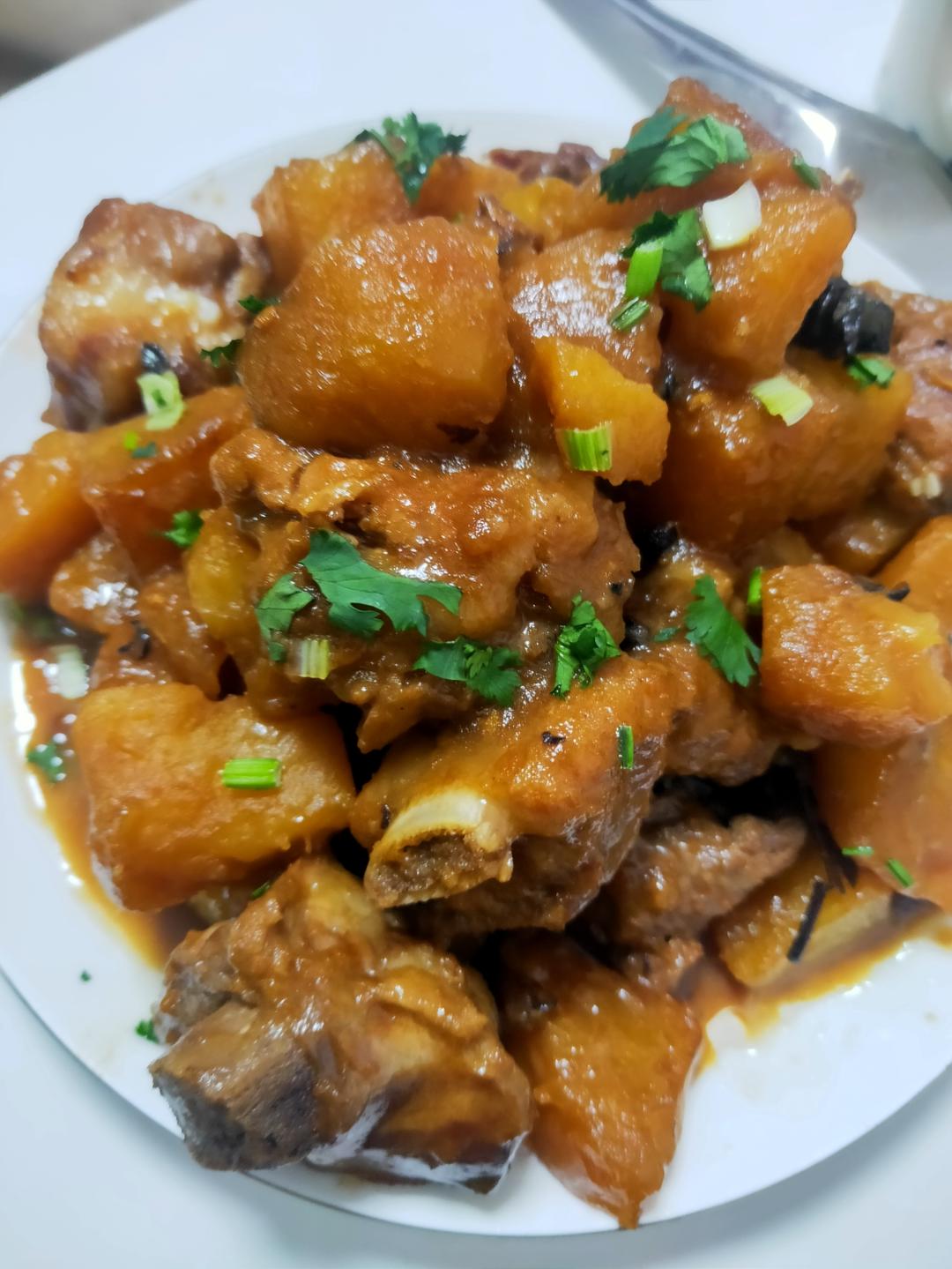 土豆炖排骨